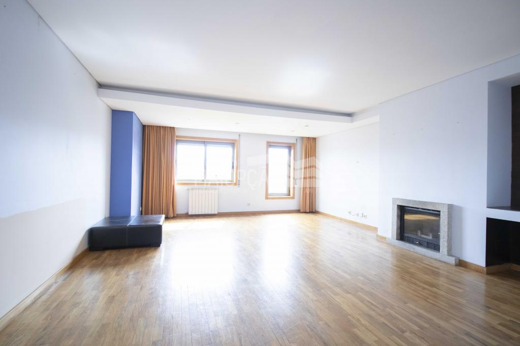 Apartamento T4 para venda em SÉ, SANTA MARIA E MEIXEDO, Bragança