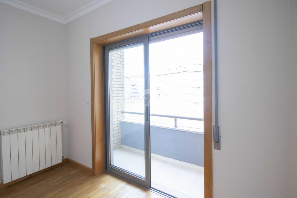 Apartamento T4 para venda em SÉ, SANTA MARIA E MEIXEDO, Bragança