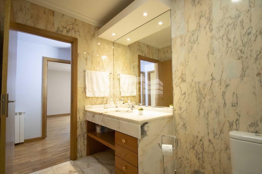 Apartamento T4 para venda em SÉ, SANTA MARIA E MEIXEDO, Bragança