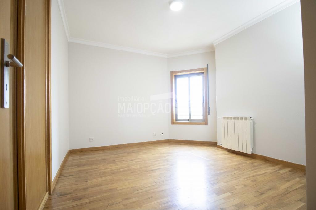 Apartamento T4 para venda em SÉ, SANTA MARIA E MEIXEDO, Bragança