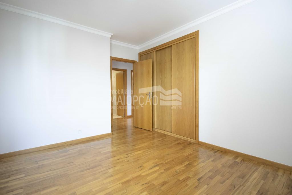 Apartamento T4 para venda em SÉ, SANTA MARIA E MEIXEDO, Bragança