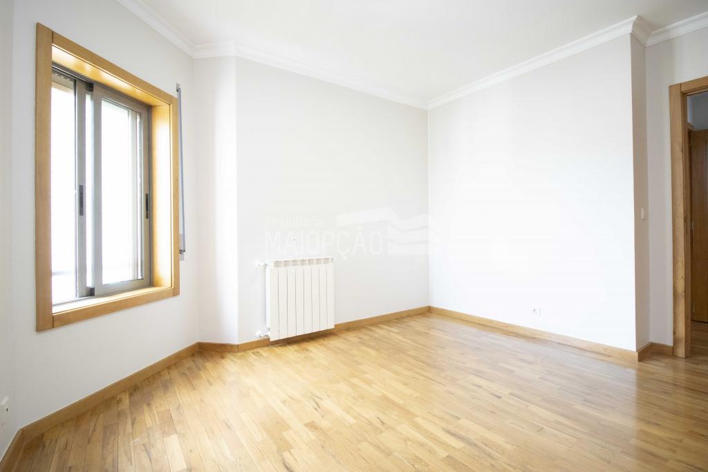 Apartamento T4 para venda em SÉ, SANTA MARIA E MEIXEDO, Bragança