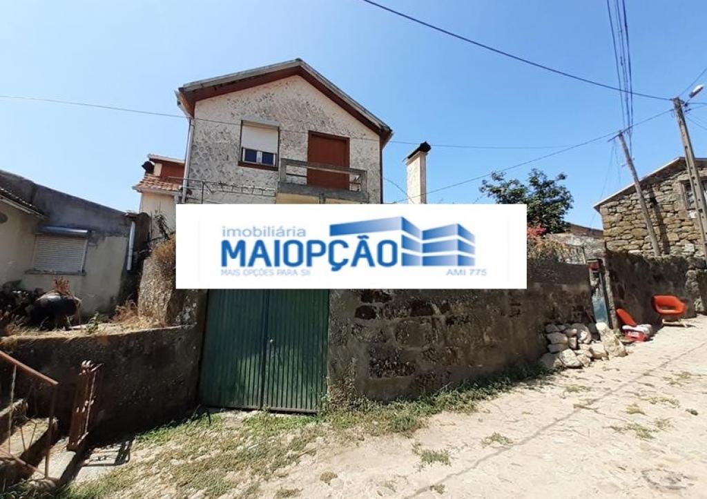 Moradia V5 para venda em S. CIPRIANO