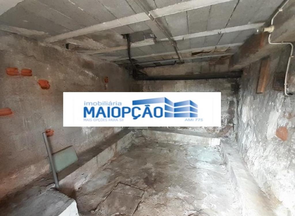 Moradia V2 para venda em CASTRO DAIRE