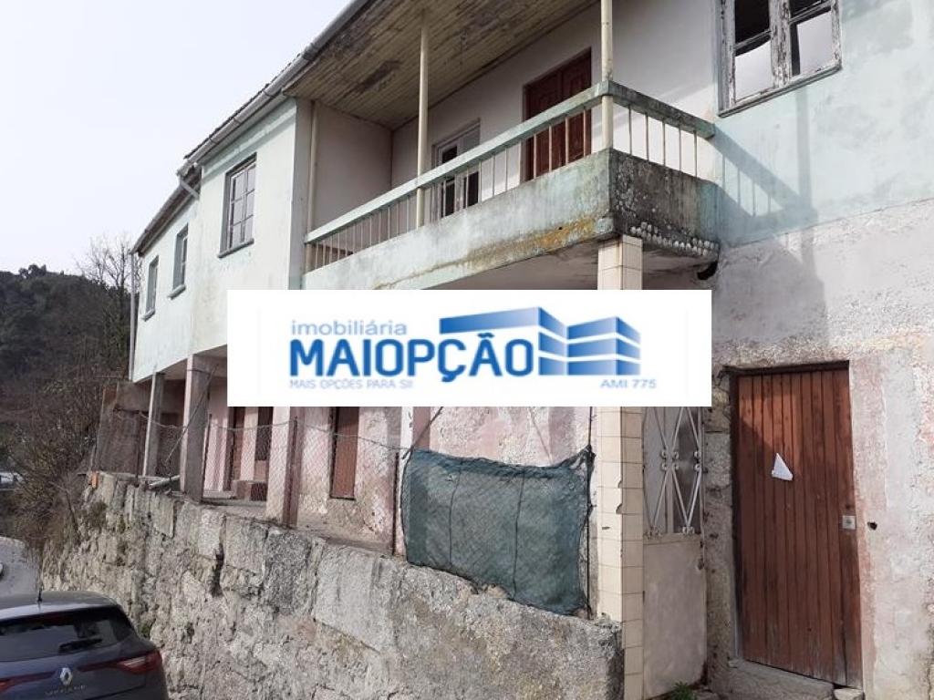Moradia V2 para venda em CASTRO DAIRE