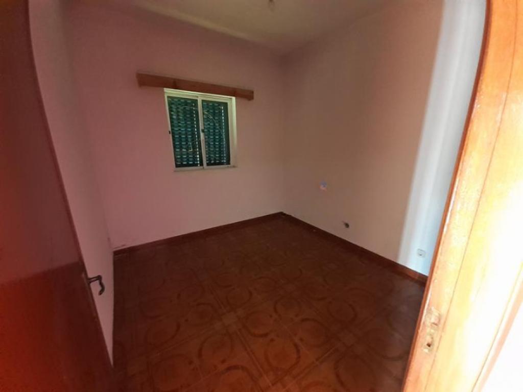Moradia V4 para venda em AMOREIRA DA GÂNDARA, PAREDES DO BAIRRO E ANCAS, Anadia, Aveiro