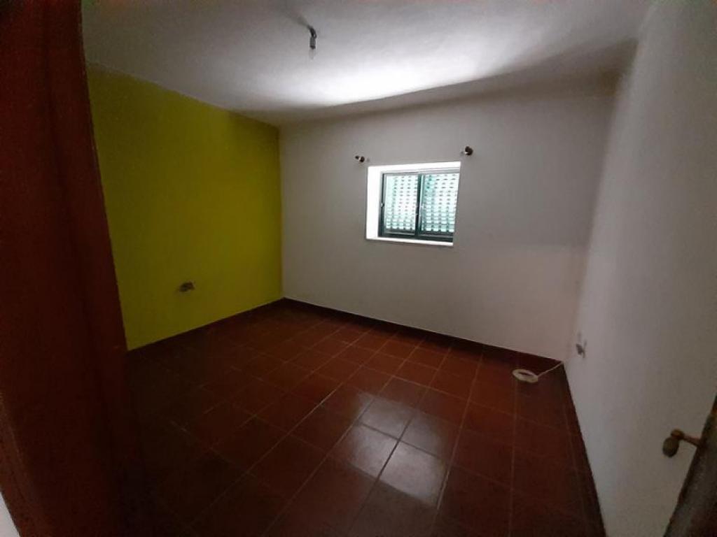 Moradia V4 para venda em AMOREIRA DA GÂNDARA, PAREDES DO BAIRRO E ANCAS, Anadia, Aveiro