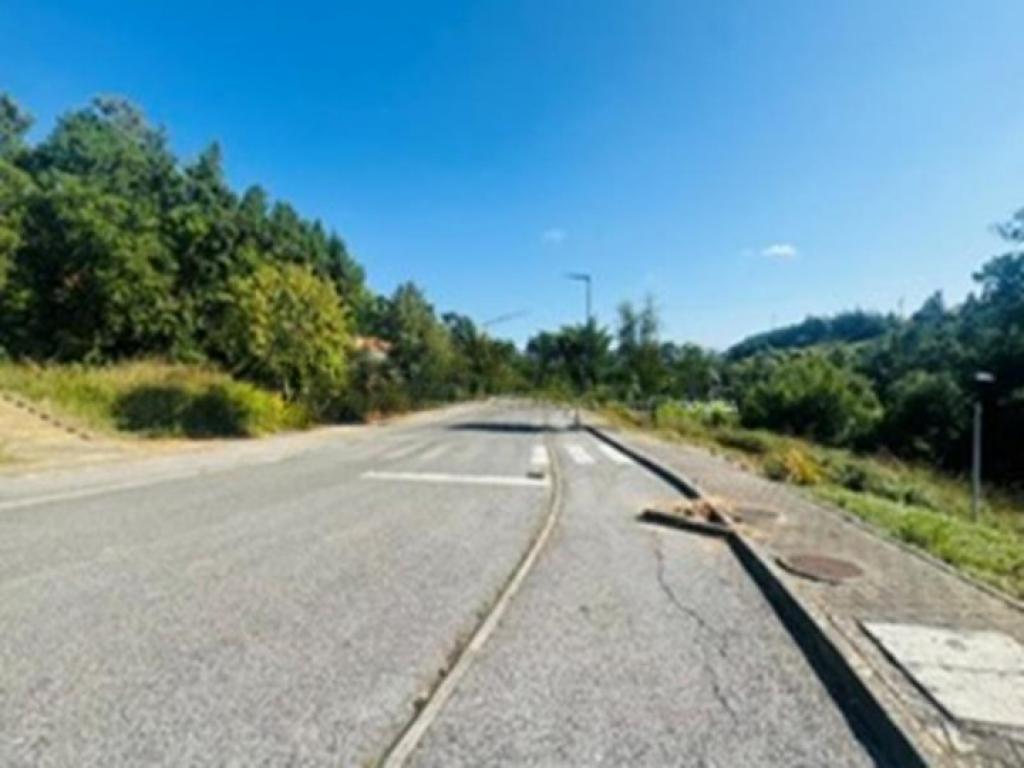 Lote para venda em LEIRIA, POUSOS, BARREIRA E CORTES, Leiria