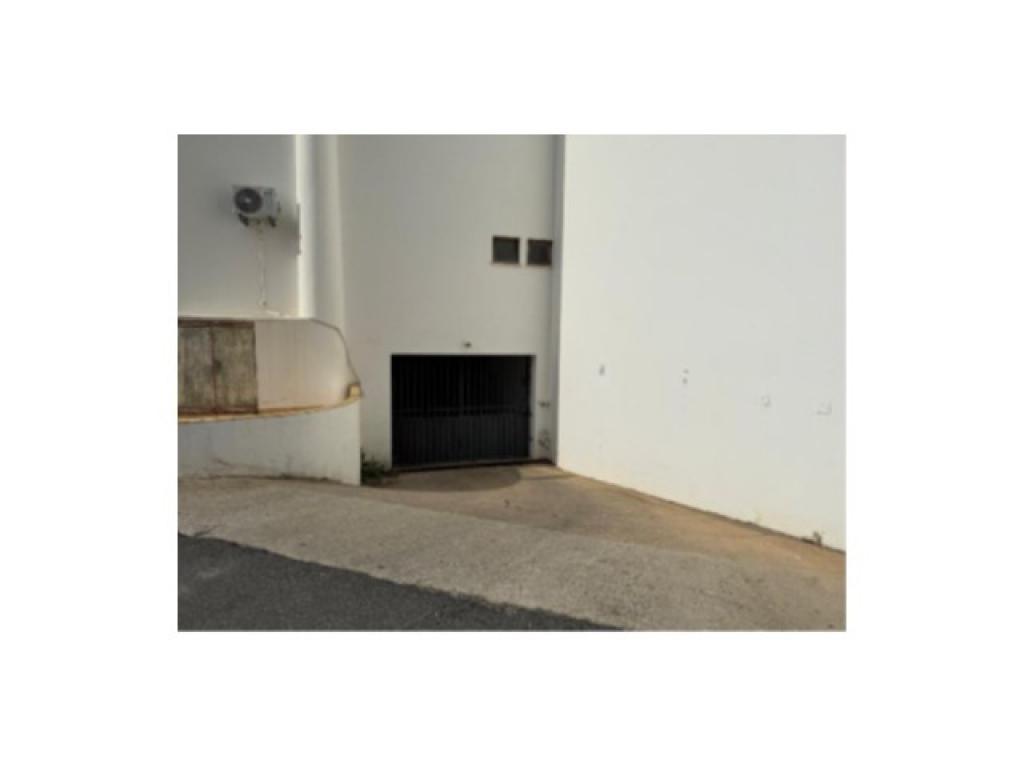 Garagem para venda em ALBUFEIRA E OLHOS DE ÁGUA, Albufeira, Faro