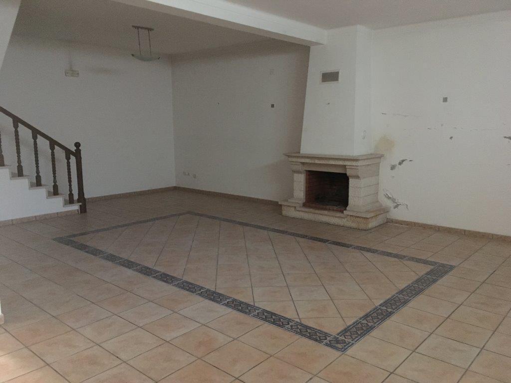 Prédio para venda em ALCANHÕES, Santarém