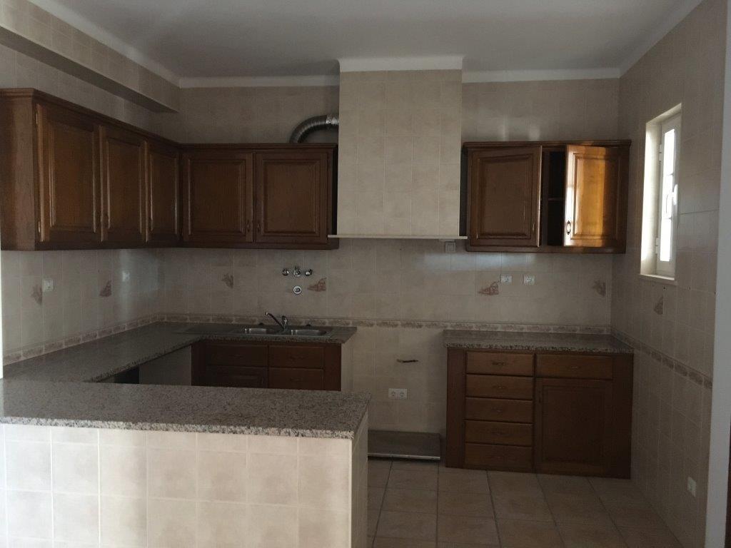 Prédio para venda em ALCANHÕES, Santarém