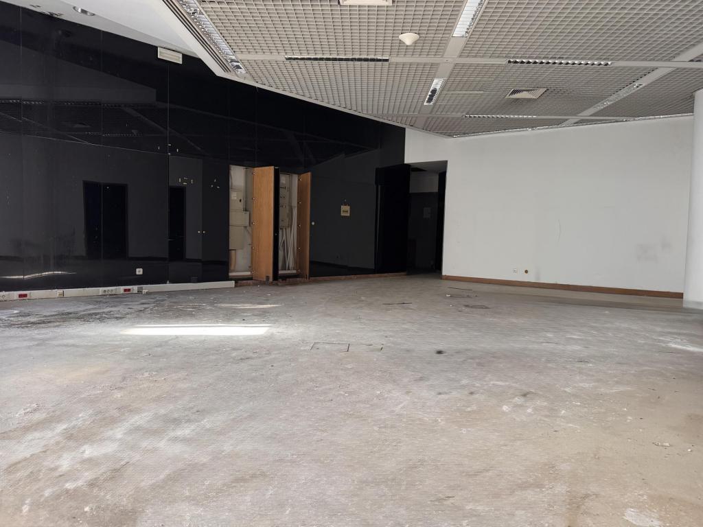 Loja para venda em MARVILA, RIBEIRA SANTARÉM, S.SALVADOR, S.NICOLAU, Santarém