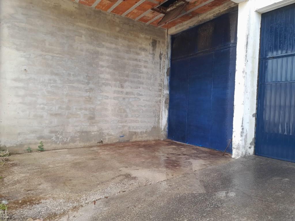 Armazém para venda em AMIAIS DE BAIXO, Santarém